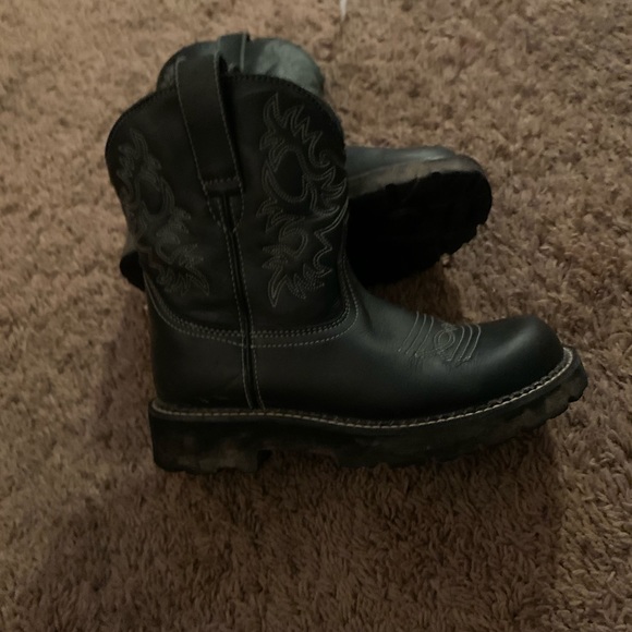 Boots and shoes like new - Picture 8 of 8